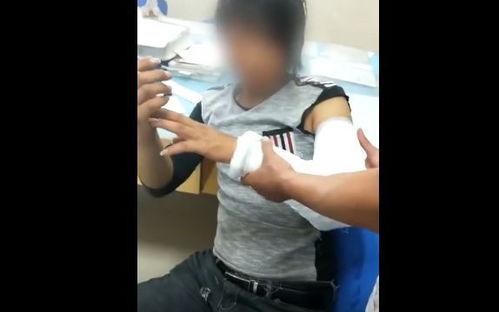 网红拍视频吃瓜,揭秘网红吃瓜背后的故事