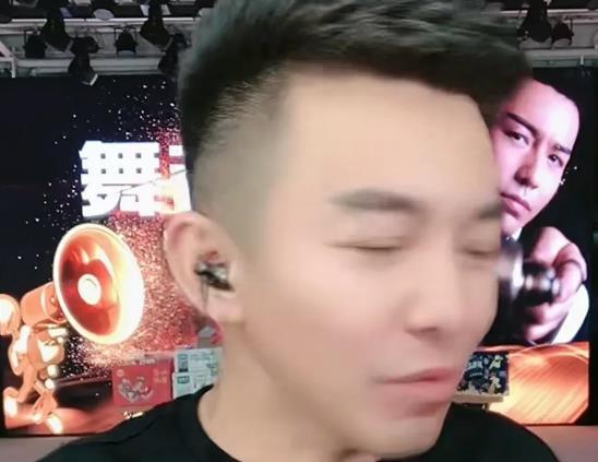 吃瓜跳舞网红是谁呀图片,网络红人的魅力与影响力